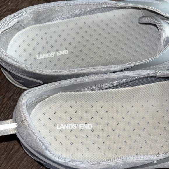 Ladies size 10 lands end slip on shoes - Picture 5 of 7